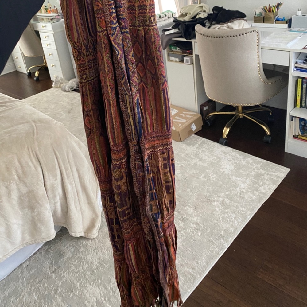 Beautiful Patterned Scarf - Picture 3 of 5